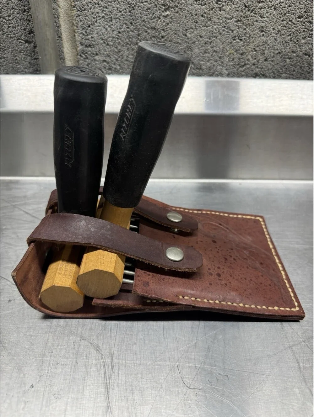 Wool combs 2 rows by Ritchey - a reliable tool for combing wool